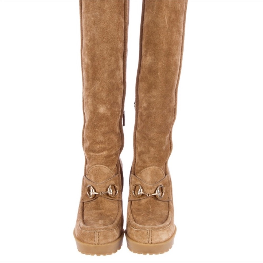 BRAND NEW IN BOX NEVER WORN